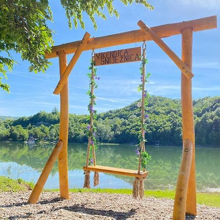 Вилла Jezero Snijeznica - Vikendica Экстерьер фото